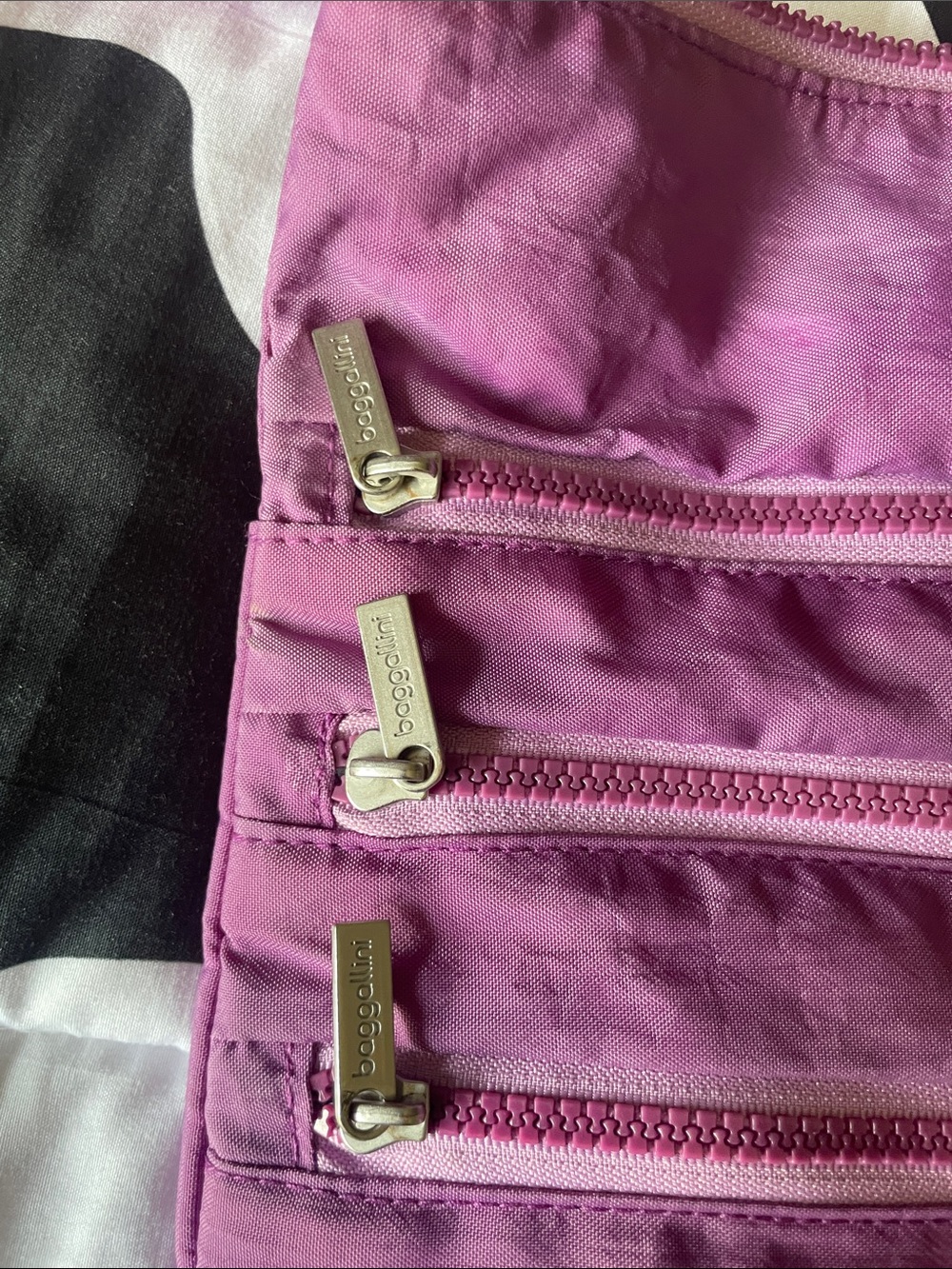 Baggallini Plum Crossbody with Multiple Zip Pockets - Picture 9 of 9